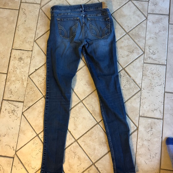 Hollister skinny jeans - Picture 2 of 3